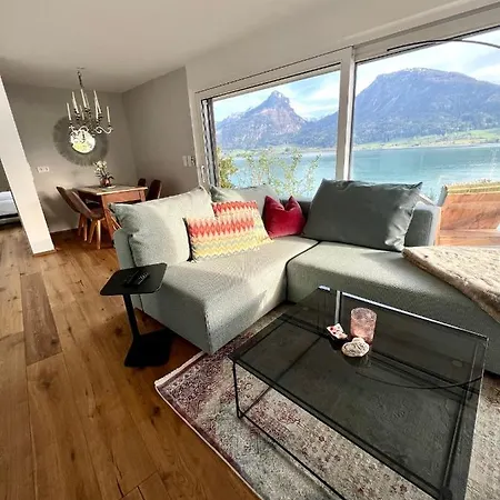 アパート Lakeview *